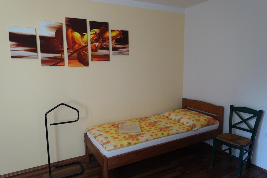 Penzion U Tomcalu Terezín Buitenkant foto